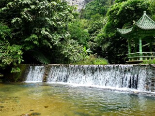 廣西巴馬旅游花費(fèi)一般多少_現(xiàn)在去廣西巴馬旅游多少錢_組團(tuán)去廣西巴馬