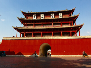 昆明跟团旅游社_昆明游旅行团_公司去昆明游