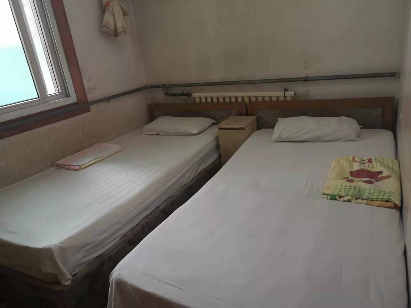 标准双床房