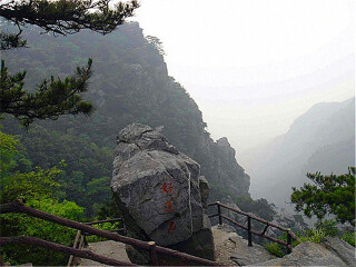 旅游去廬山_廬山八月份旅游_到廬山旅游