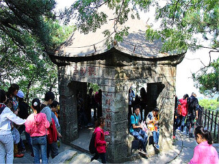 旅游去廬山_廬山八月份旅游_到廬山旅游