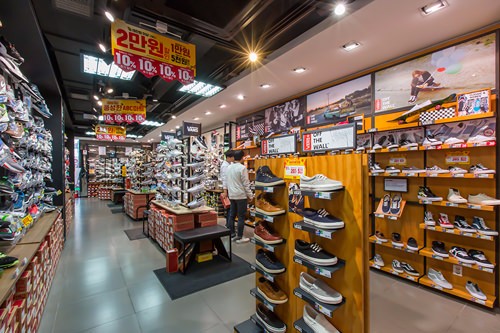 韩国人爱逛的几家鞋店,赴韩买鞋不可错过!