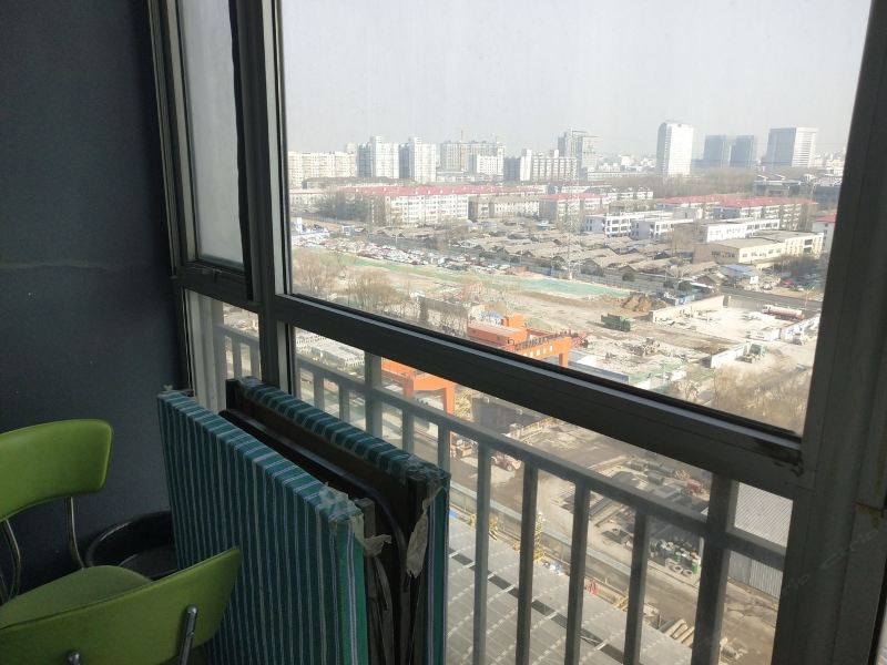 hotelPic