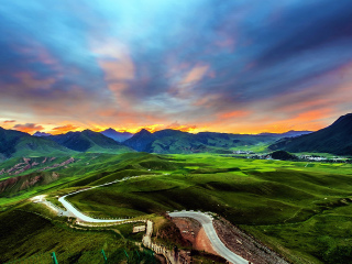 到西寧旅游_西寧游花多少錢_西寧高端品質(zhì)旅游團