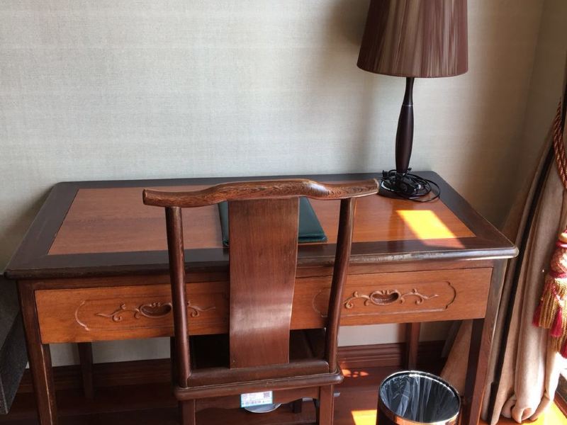 hotelPic