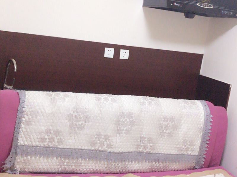 hotelPic