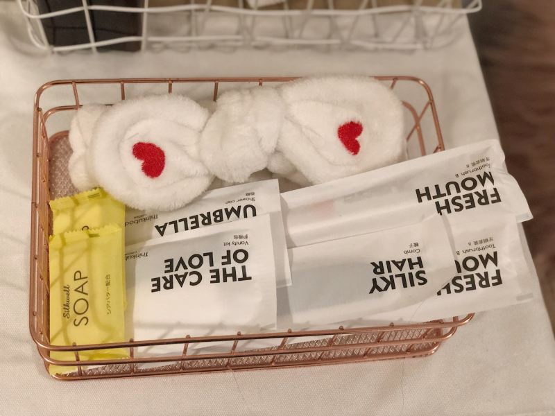 hotelPic