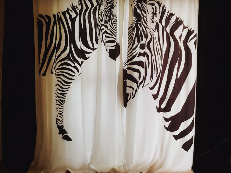 hotelPic