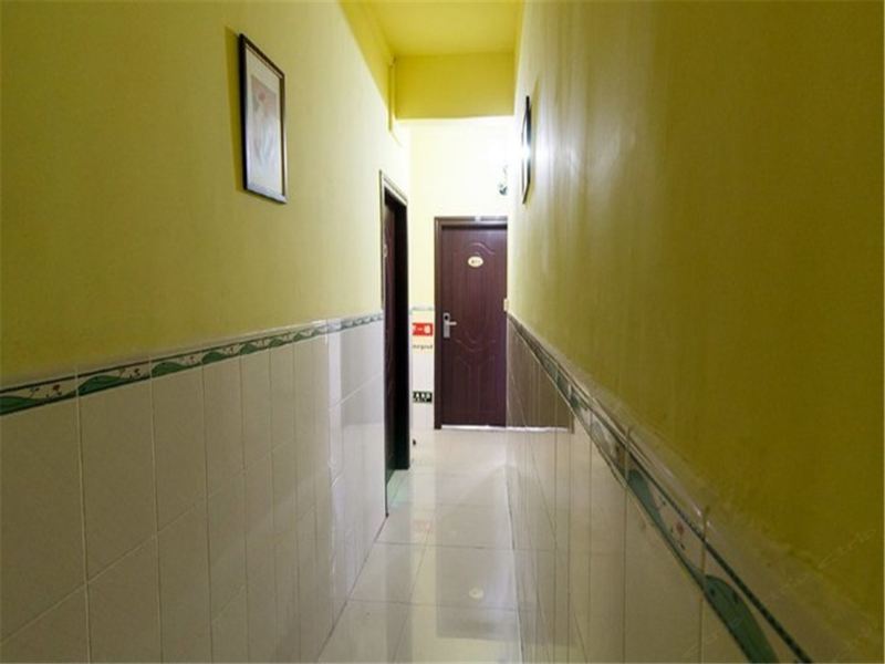 hotelPic