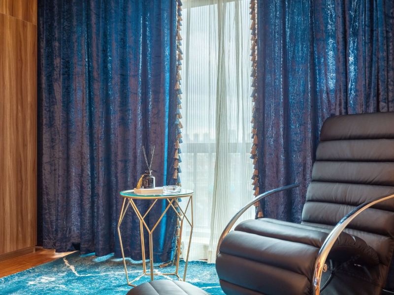 hotelPic