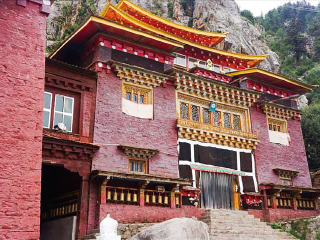 稻城亞丁旅游大約多少錢_到稻城亞丁旅游多少錢_組團去稻城亞丁