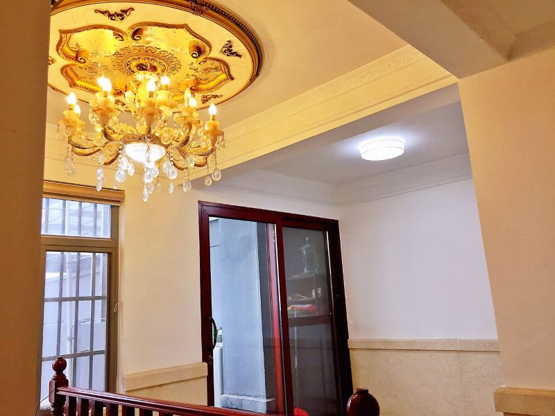hotelPic