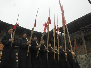 黄果树旅游报_黄果树10日游去哪_出发黄果树旅游