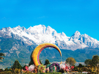 云南香格里拉旅游價格_8月云南香格里拉旅游_云南香格里拉游特價團