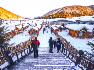 至哈尔滨跟团游_哈尔滨旅游报团_哈尔滨10日游旅行团
