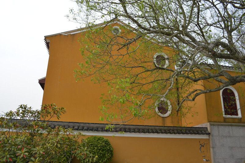 芥瓶禅院,始建于清康熙年间,是离南码头最近的一座寺庙,芥瓶禅院比较