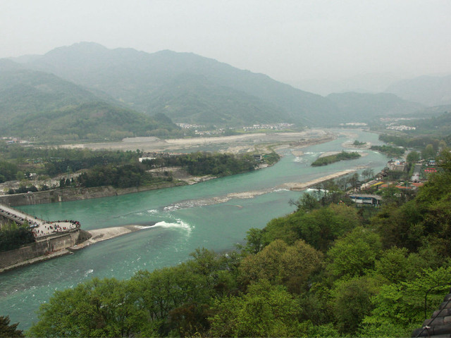 四川旅游成都全景乐山大佛凌云寺九曲栈道峨眉山都江堰五日跟团游