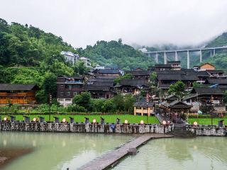 張家界旅游價格多少_旅游團張家界_張家界旅游需要多少錢