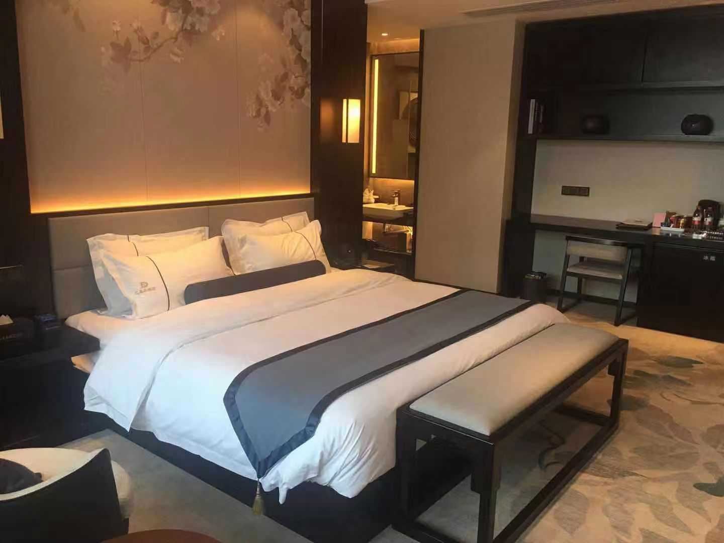 尊美大床房