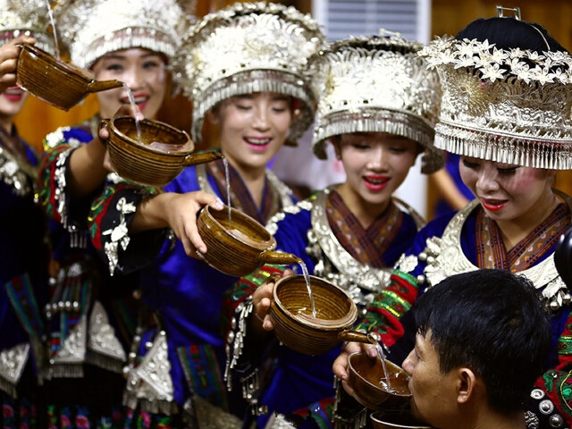 <西江千户苗寨1日游