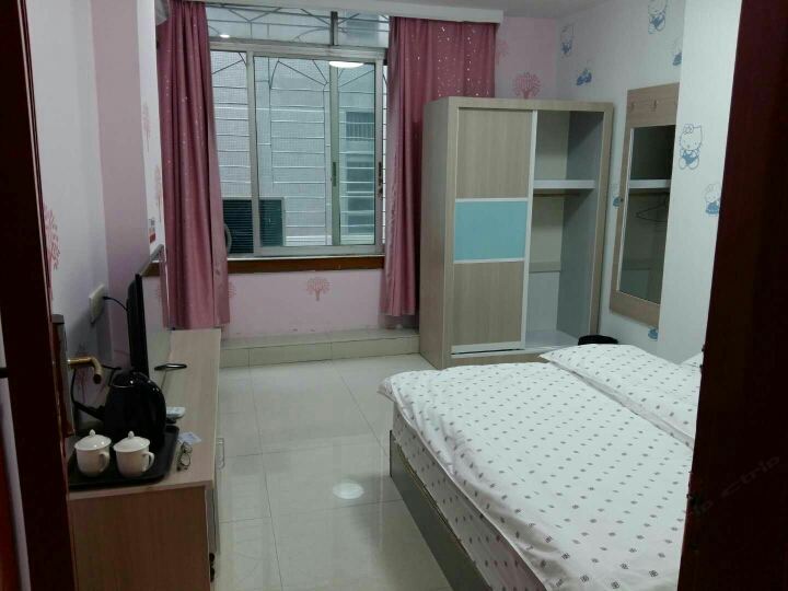 豪华大床间