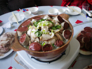 東北長(zhǎng)白山旅游多少錢一個(gè)人_東北長(zhǎng)白山旅行團(tuán)自由行_現(xiàn)在去東北長(zhǎng)白山旅游多少錢