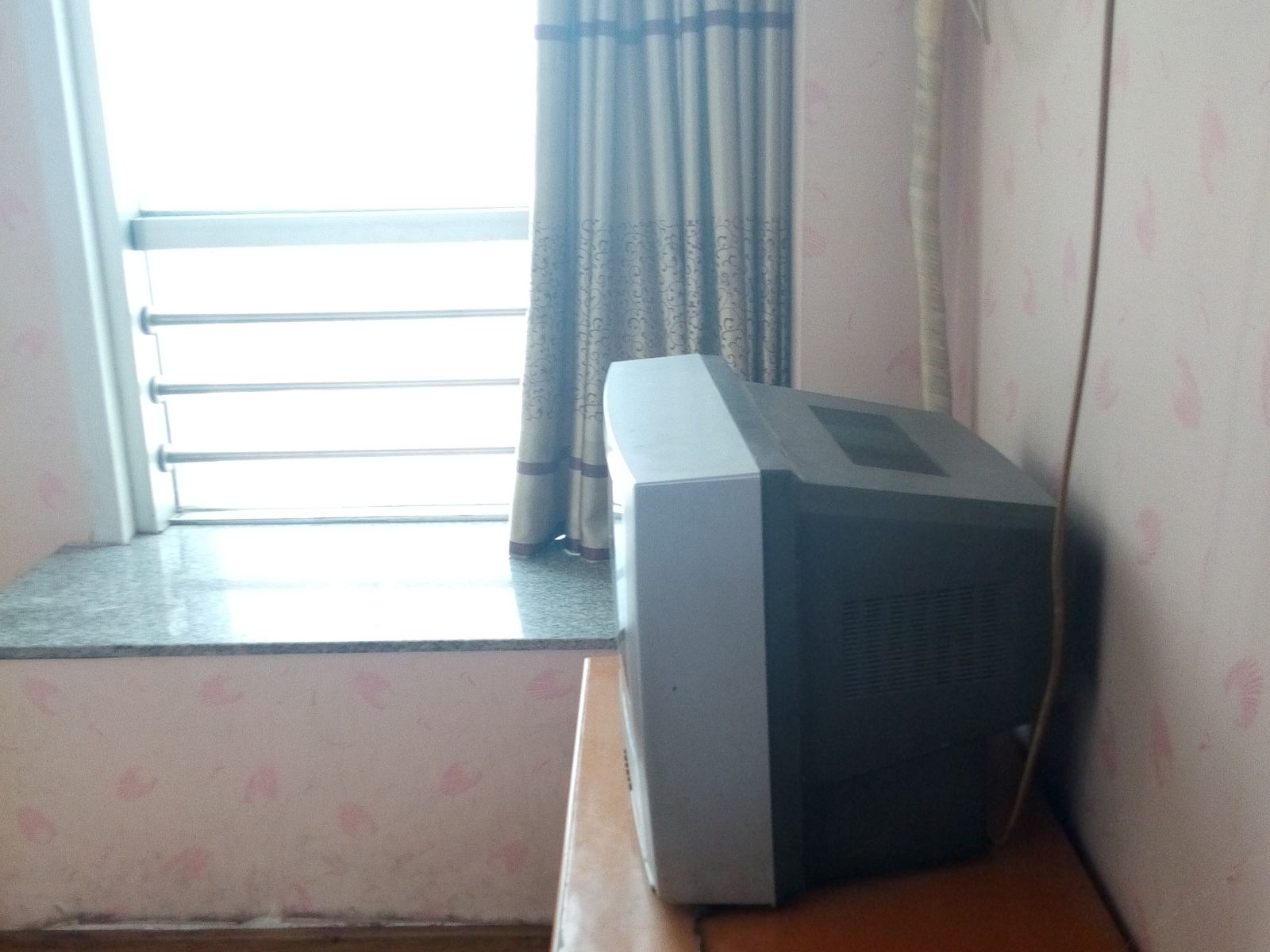 普通单人间(公共卫浴)