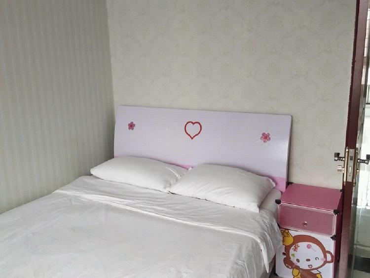 温馨大床房