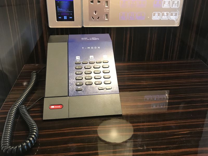 hotelPic