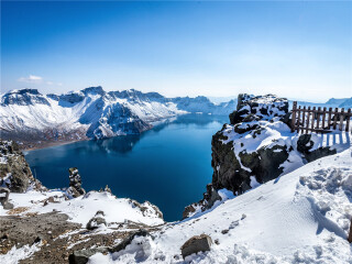 東北長(zhǎng)白山旅游多少錢一個(gè)人_東北長(zhǎng)白山旅行團(tuán)自由行_現(xiàn)在去東北長(zhǎng)白山旅游多少錢