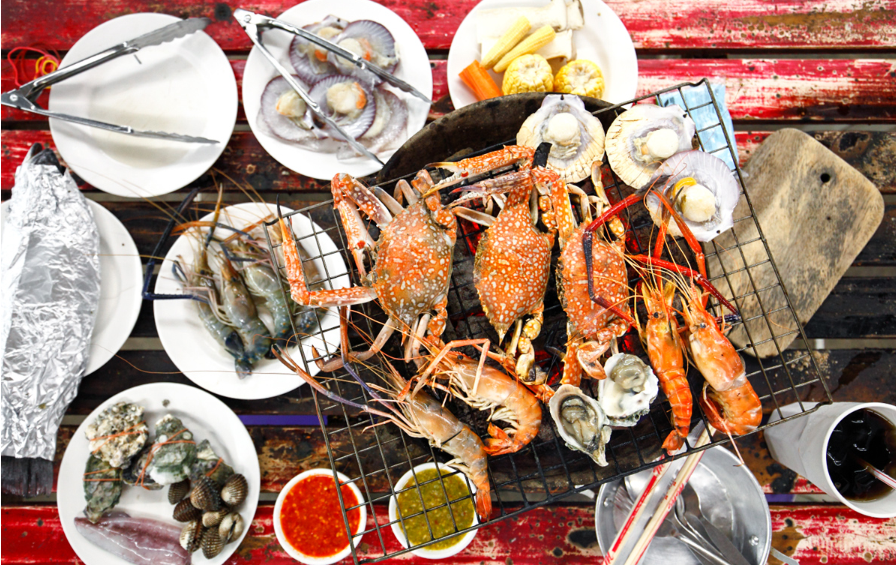 龙海鲜烧烤吃到饱餐厅(mungkorn seafood)