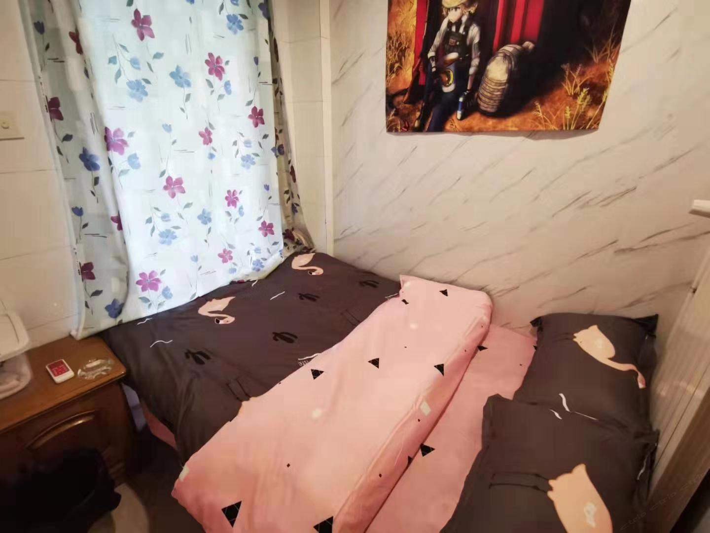 经济大床房