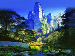 湖南張家界旅游要多少錢跟團(tuán)_湖南張家界八月份旅游_湖南張家界半自由行