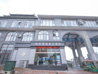 張家界玻璃棧道旅游價格多少_張家界玻璃棧道最適合旅游的季節(jié)_到張家界玻璃棧道旅游報團價格