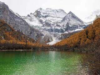 春节前去稻城亚丁旅游团_稻城亚丁几月份适合旅游_稻城亚丁旅游签证