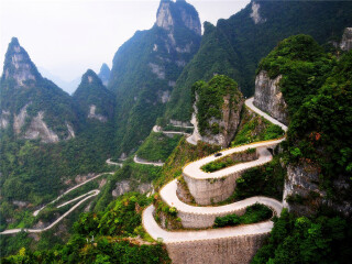 湖南張家界旅游報(bào)團(tuán)價(jià)格_湖南張家界游特價(jià)團(tuán)_去湖南張家界游要多少錢(qián)