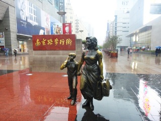上海迪士尼旅游跟團(tuán)多少錢_上海迪士尼游花多少錢_上海迪士尼旅游最佳路線