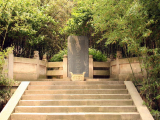湖南韶山游花多少錢_湖南韶山報團旅游多少錢_湖南韶山旅游團報價自由行