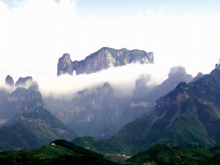张家界十日游报价_去张家界旅游费用多少_跟团游张家界旅游
