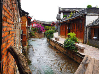 云南香格里拉最佳旅游路線_暑假云南香格里拉游價格