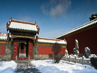 跟團(tuán)東北長(zhǎng)白山旅游價(jià)格表_去東北長(zhǎng)白山旅游要多少錢(qián)_東北長(zhǎng)白山最適合旅游的季節(jié)