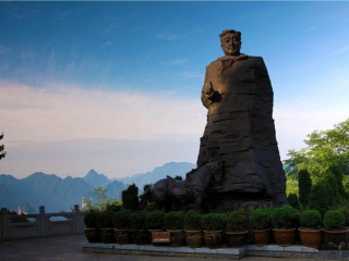 張家界天門(mén)山玻璃棧道旅游團(tuán)報(bào)價(jià)2021_張家界天門(mén)山玻璃棧道旅游團(tuán)報(bào)價(jià)自由行_張家界天門(mén)山玻璃棧道旅游費(fèi)用