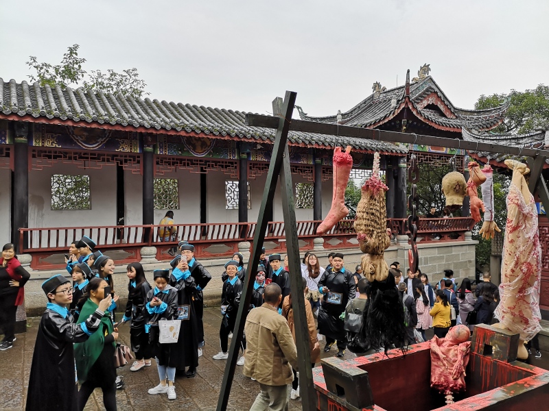 人鬼情未了彼岸有异花丰都鬼城彼岸花节来试试你够不够大胆
