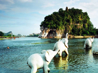 旅行團桂林陽朔游_以往國慶桂林陽朔游價格_去桂林陽朔旅游要多少錢