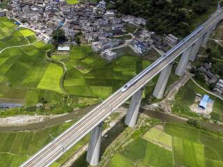 云南香格里拉旅游大概多少錢_云南香格里拉旅游價格多少跟團_云南香格里拉旅游團報價自由行
