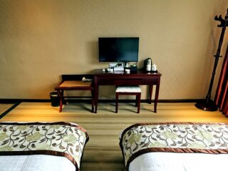 稻城亞丁旅游大約多少錢_到稻城亞丁旅游多少錢_組團去稻城亞丁
