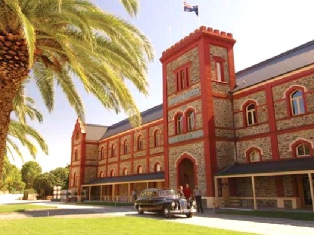 阿德莱德巴罗莎山谷葡萄酒庄园英文一日游(品