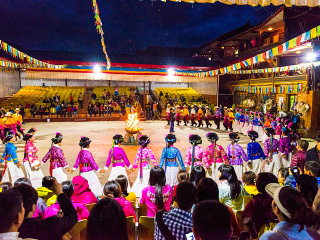 云南麗江旅行跟團(tuán)_云南麗江游跟團(tuán)多少錢_去云南麗江報(bào)團(tuán)多少錢