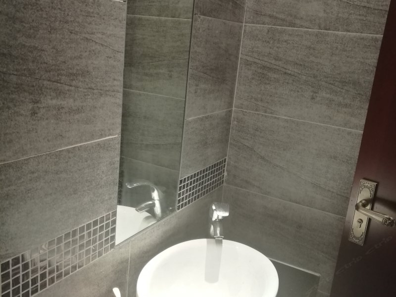 hotelPic