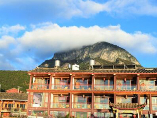 云南瀘沽湖旅游路線_云南瀘沽湖旅游要多少錢2021_旅行團(tuán)云南瀘沽湖游